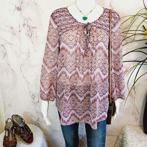 Counterparts beautiful peasant top